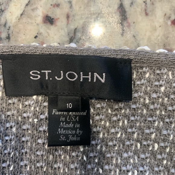 St. John Textured Gray and White Pencil Skirt - Picture 3 of 4